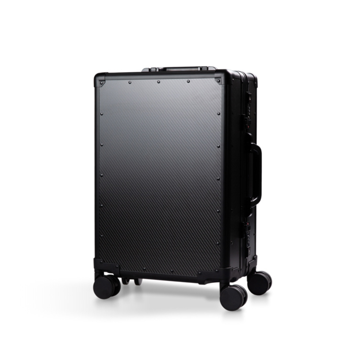 Чемодан из карбона