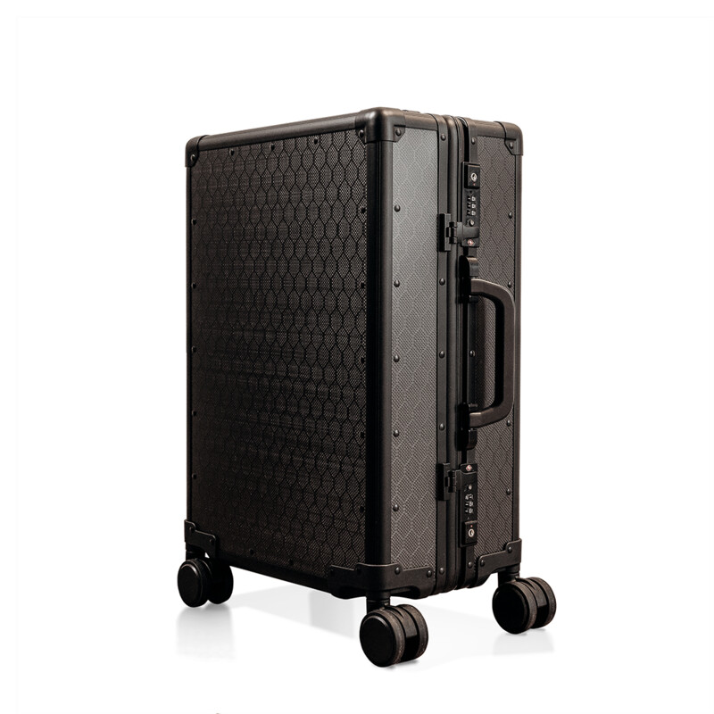 Чемодан из карбона «Плетение Хек»